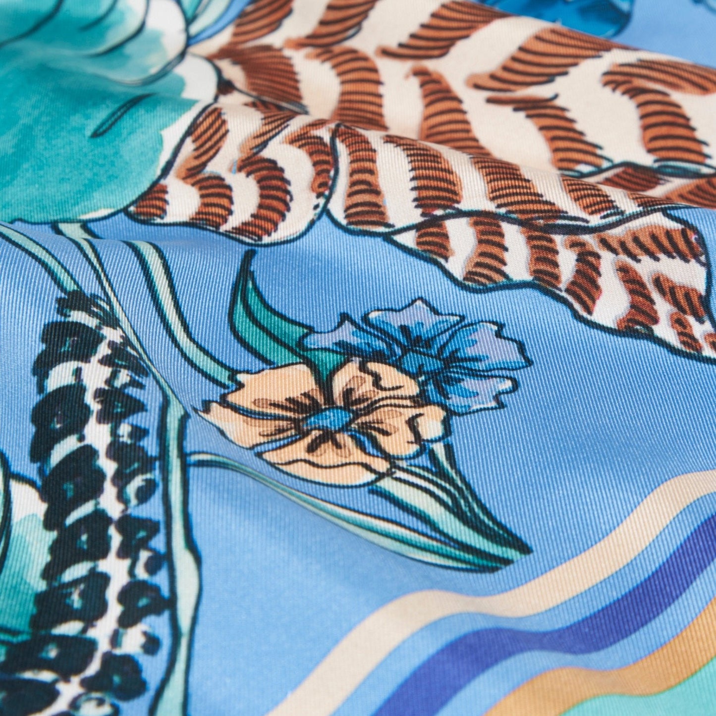 Iris Scarf | Light Blue